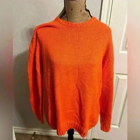 NWOT- Orange Men’s hunt club 100% cotton sweater size medium 🩷 - Picture 1 of 5